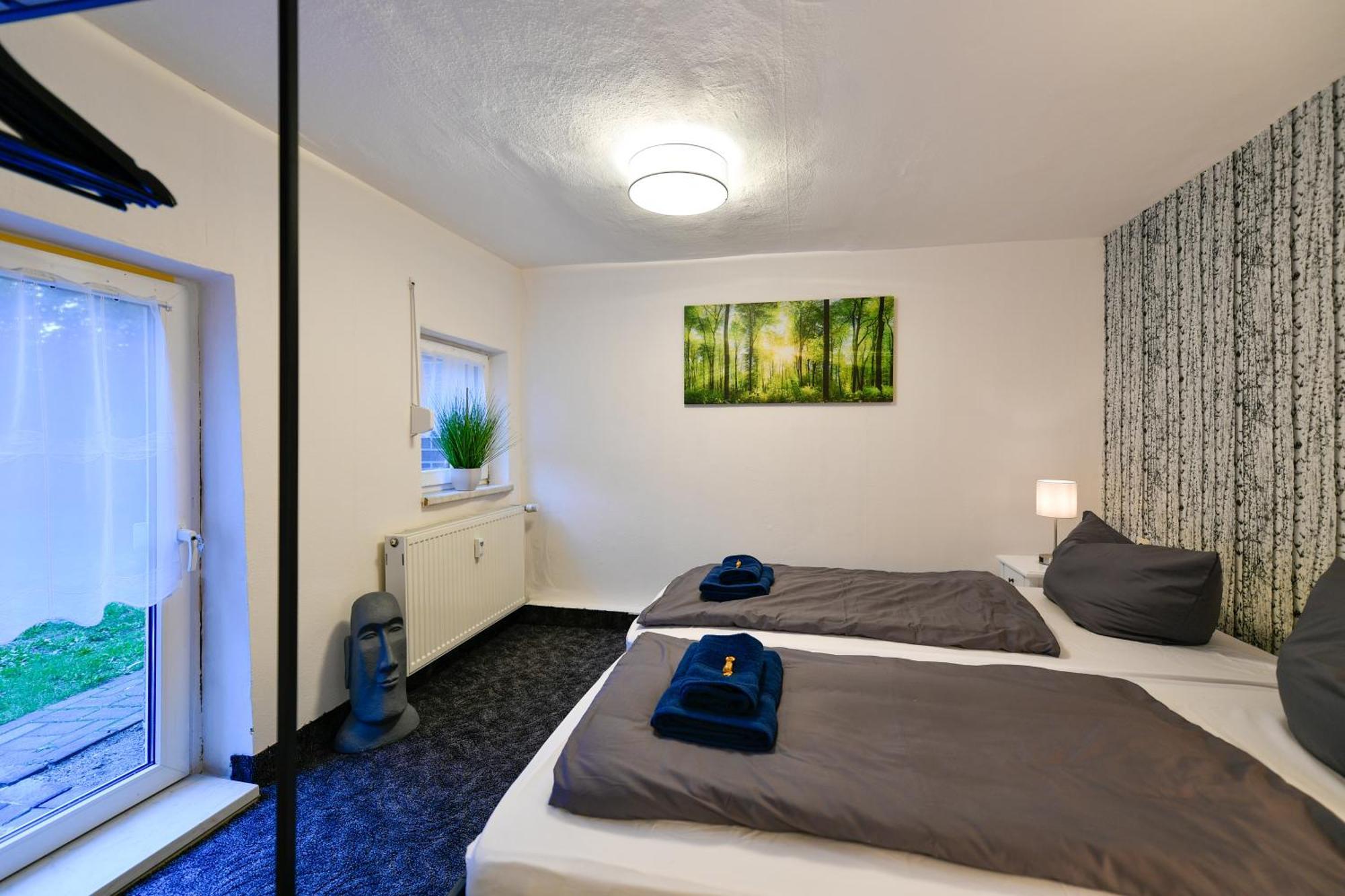Grosses Spree Apartment, 3 Schlafzimmer Bis 10 Personen, 4X Kfz Parkplatz, Terrasse, Waschtrockner, Wlan, Netflix Cottbus Exterior foto